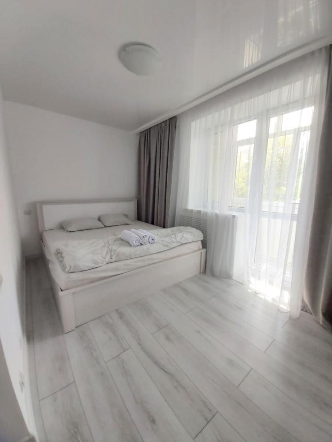 2-Х Комнатная Квартира Taraz Zewnętrze zdjęcie